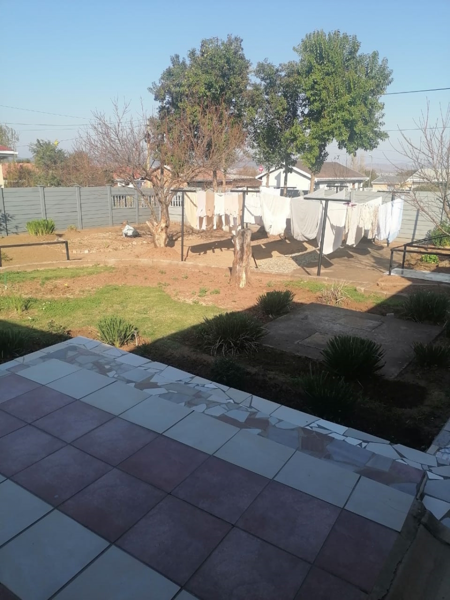 To Let 3 Bedroom Property for Rent in Madeira Park Eastern Cape